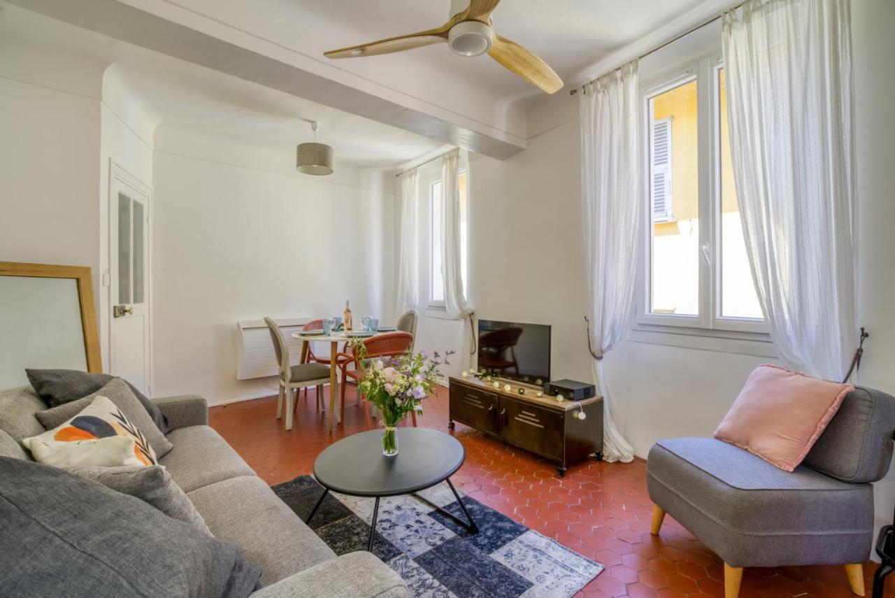 Typique - 2 Bedrooms,Typical Apartment-Old Town Nisa Exterior foto