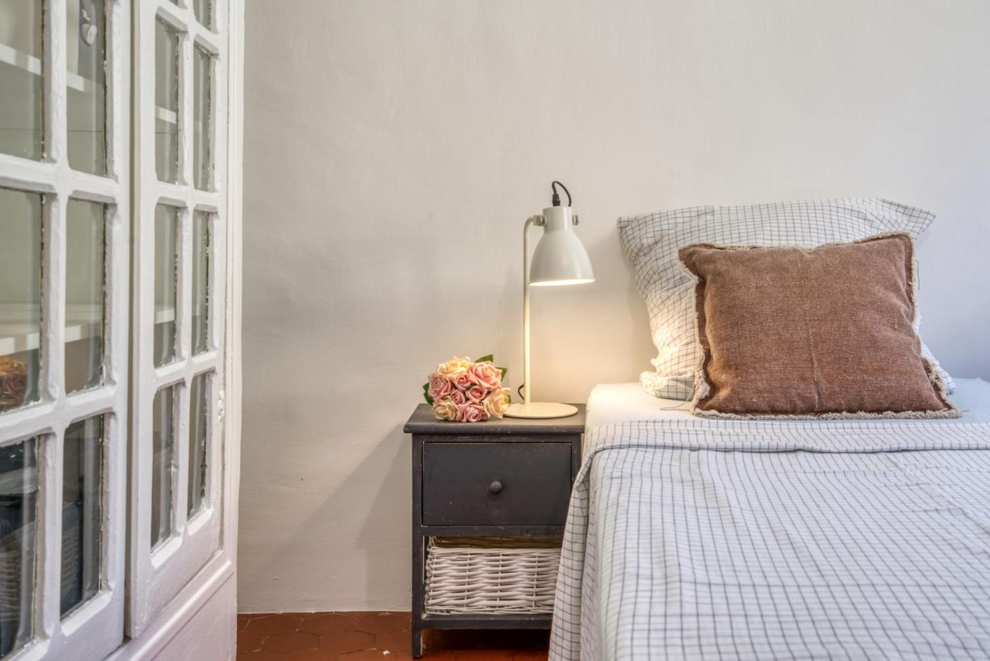 Typique - 2 Bedrooms,Typical Apartment-Old Town Nisa Exterior foto