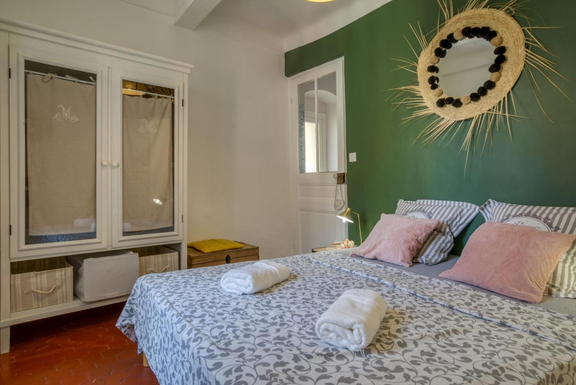 Typique - 2 Bedrooms,Typical Apartment-Old Town Nisa Exterior foto